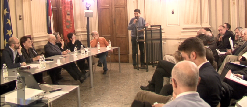VIDEO - Il consiglio comunale si riunisce in seduta “aperta” per discutere del DTT